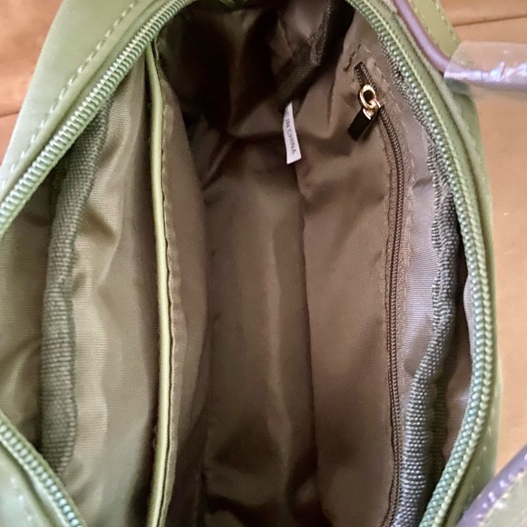 Quilted crossbody bag - Picture 4 of 6